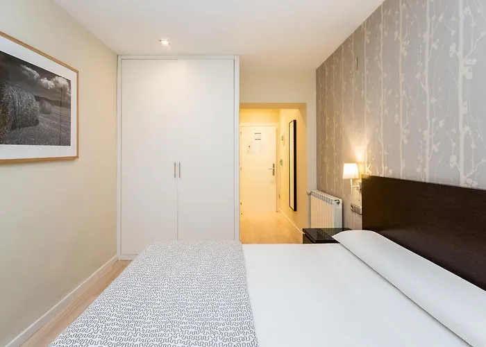 Altair 2* סן סבסטיאן