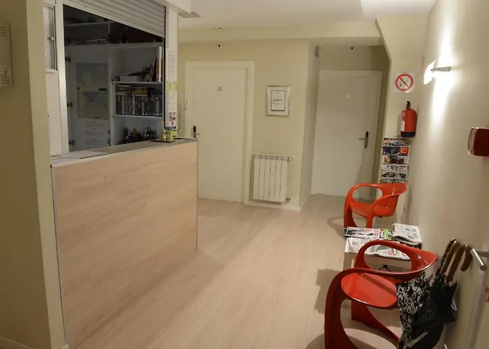 ペンシオン アルタイル 2*